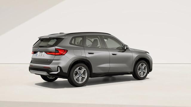 BMW iX1 eDrive20 - 67kWh - Memoryzetel - Massage - Harmen Kardon - Camera