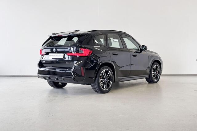BMW iX1 eDrive20 Premium Pack M Sportpakket Pro