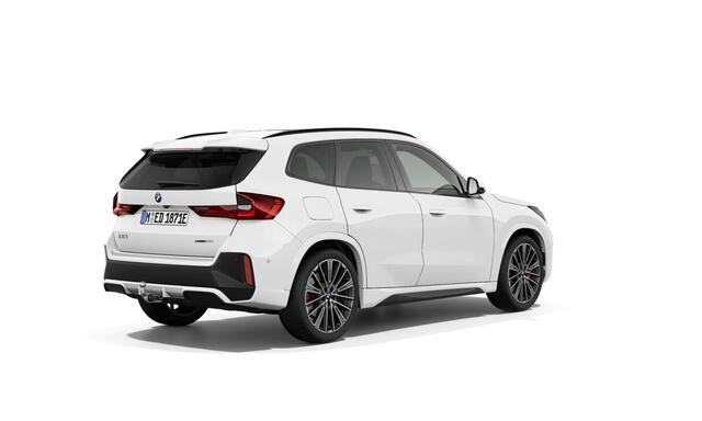 BMW iX1 eDrive20 | M-Sport Pro | 20'' | Panorama. | Head-Up | Park. + Driv. Plus | Trekhaak | Driv. Ass. | Comf. Acc. | Stuur + stoelverw.