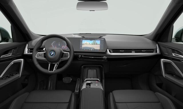 BMW iX1 eDrive20 67 kWh M Sport Edition M Sportpakket PRO | Innovation Pack | Travel pack | Elektrische trekhaak