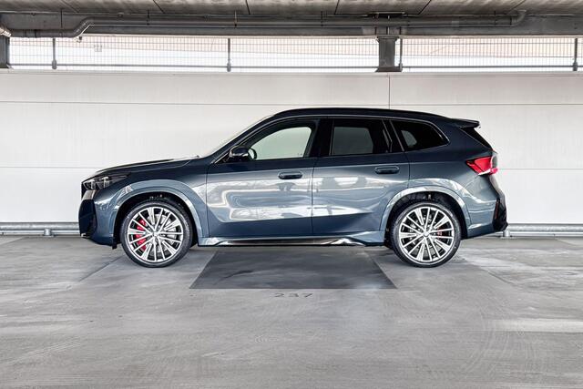 BMW iX1 eDrive20 67 kWh M Sport Edition