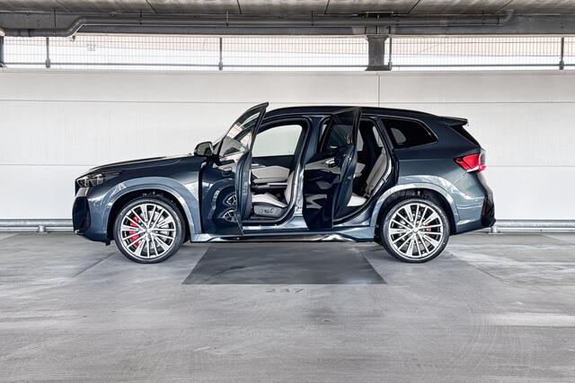 BMW iX1 eDrive20 67 kWh M Sport Edition