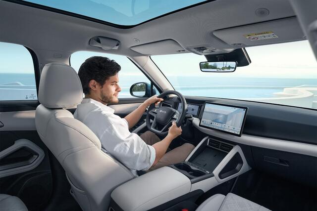 BYD ATTO 2 DM-i Boost | 1.000 KM WLTP | Plug-in Hybrid | 90 KM Elektrisch WLTP | Meerdere Kleuren Verkrijgbaar |