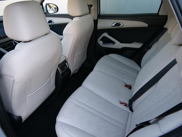 BYD ATTO 2 1.5 DM-i Boost 213 Pk Automaat Navi / DAB / Panodak / Camera's / Stoelverwarming / Apple Carplay