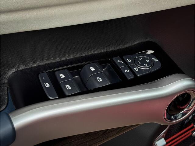 BYD Atto 3 Comfort 60 kWh - SOH 92,1%, 1e eigenaar, Pano, Navi, elek. verst. verw. stoelen, airco!