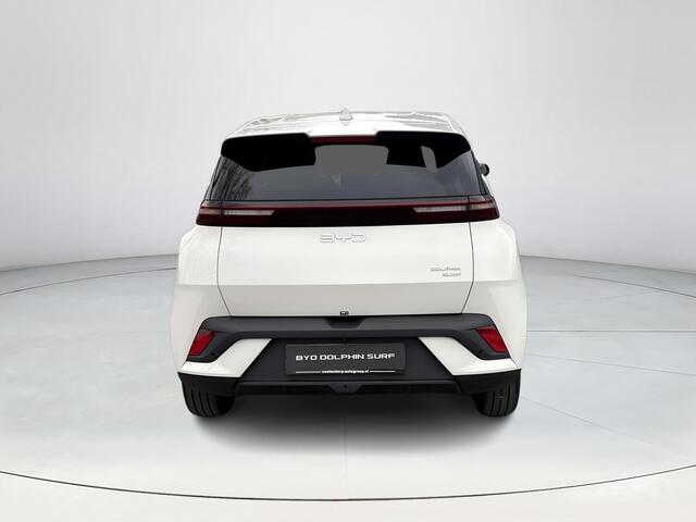 BYD Dolphin SURF Boost 43 kWh | ¤2000 korting | 320 KM WLTP | Achteruitrijcamera | Adaptive cruise control | Elektrische Stoelen | Apple Carplay & Android Auto |