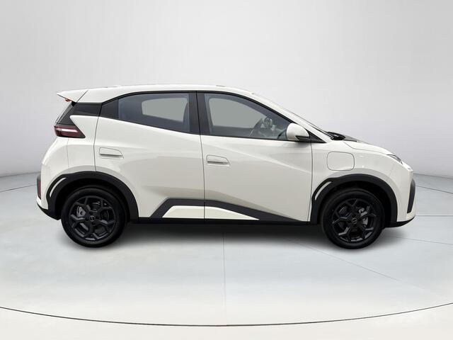 BYD Dolphin SURF Boost 43 kWh | ¤2000 korting | 320 KM WLTP | Achteruitrijcamera | Adaptive cruise control | Elektrische Stoelen | Apple Carplay & Android Auto |