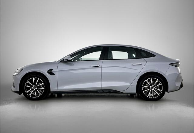 BYD Seal Comfort RWD 61.4 kWh | Achterwiel aangedreven | 460 KM WLTP | Leder | 15,6" Multimedia |