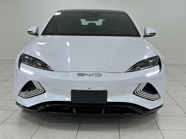 BYD Seal Business RWD 61.4 kWh 36690 FISCAAL | UIT VOORRAAD LEVERBAAR!