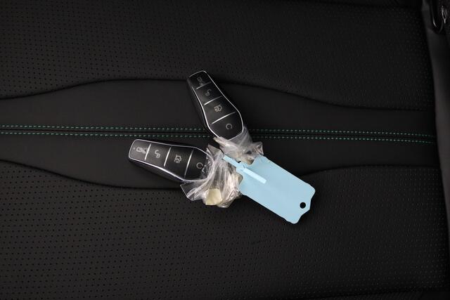 BYD Seal U 1.5 DM-i FWD Boost BYD Dealer| Schuifdak | Elektr. stoelen | Camera | Lederen bekleding | Navi | Head Up | ACC |