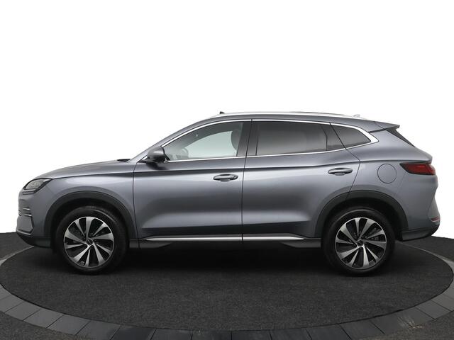 BYD Seal U 1.5 DM-i FWD Boost |Black & Brown interieur| 1080 KM | Panorama dak | Apple Carplay | Navigatie | 360 graden camera