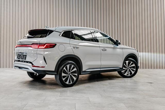 BYD Seal U - 1.5 DM-i FWD Boost PANO | HUD | 360 CAMERA | STOEL/STUURVERWARMING