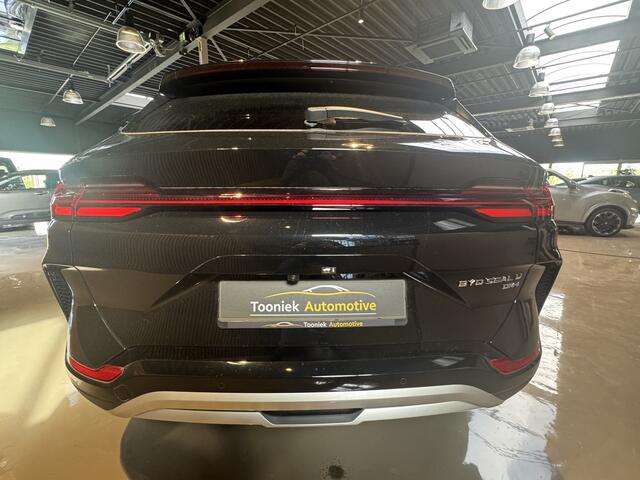 BYD Seal U PHEV DM-I Boost 1.5 DM-i FWD Boost 218 pk Panorama Leder interieur . El achterklep, Navigatie Draaibaar touchscreen .