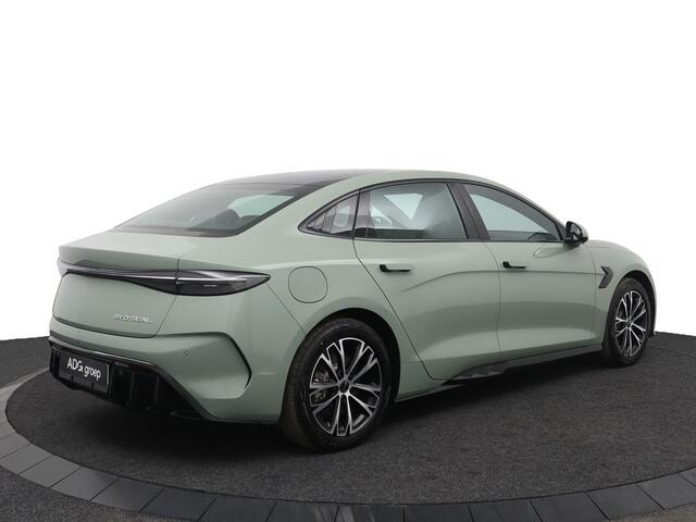 BYD Seal Business RWD 61.4 kWh Direct leverbaar | 360° camera | Panoramadak | Stoelverwarming en -ventilatie |