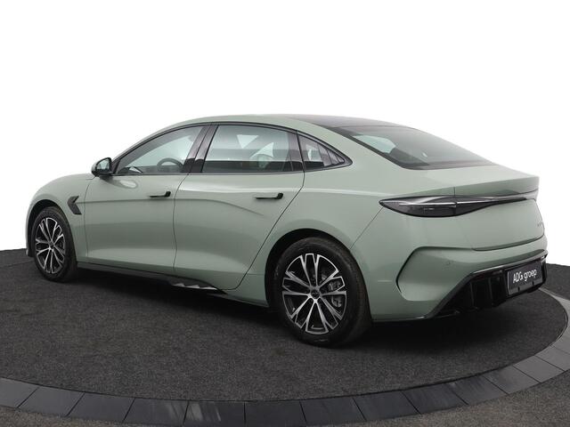 BYD Seal Business RWD 61.4 kWh Direct leverbaar | 360° camera | Panoramadak | Stoelverwarming en -ventilatie |