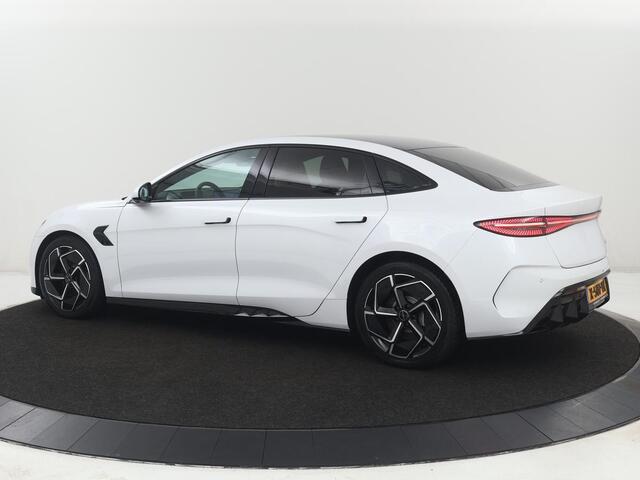 BYD Seal Design RWD 82.5 kWh | SOH 95,6% | Panoramadak | Stoelventilatie | 360 Camera | Leder | Dynaudio | Adaptive cruise | Sfeerverlichting | Elektrische stoelen | Carplay | Full LED | Origineel NL