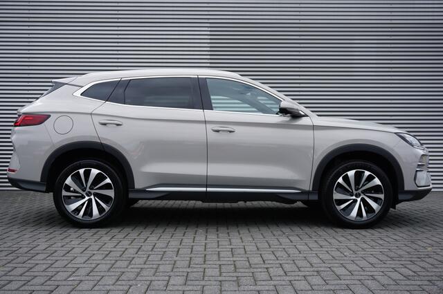 BYD Seal U 1.5 Turbo DM-i AWD Design 323 pk | 1.300 TREKGEWICHT | PANO!!