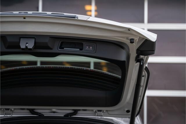 BYD Seal U 1.5 T DM-i AWD, 4x4, Design, 324PK, Pano/Dak, Head/up, Stoel/Koeling, 360*/Camera, Keyless, NIEUW! 75Stuks!!
