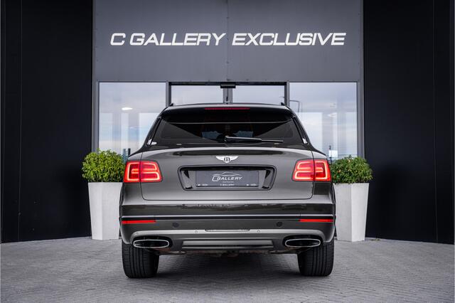 Bentley Bentayga 6.0 W12 First Edition - Panorama | NAIM | Massage | Stoelkoeling | Elek. Trekhaak