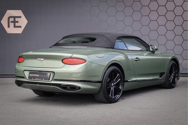 Bentley CONTINENTAL GTC 4.0 V8 | ALPINE GREEN | NEW BENTLEY SERVICE | SPORTUITLAAT | NEKVERWARMING | STUURWIELVERWARMING | STOELKOELING/VERWARMING | STOELMASSAGE | BLACK SPECIFICATION | APPLE CARPLAY | DAB | WARMTEWEREND GLAS | KEYLESS ENTRY/START | ETC.