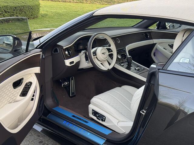 Bentley CONTINENTAL GTC 4.0 V8 Hybrid Mulliner |B&O|ROTATING DISPLAY|LEATHER SPECIFICATION