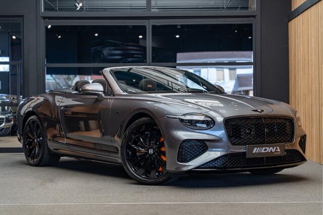 Bentley CONTINENTAL GTC V8 Hybrid Black Edition 4.0 V8 Hybrid 22 Inch