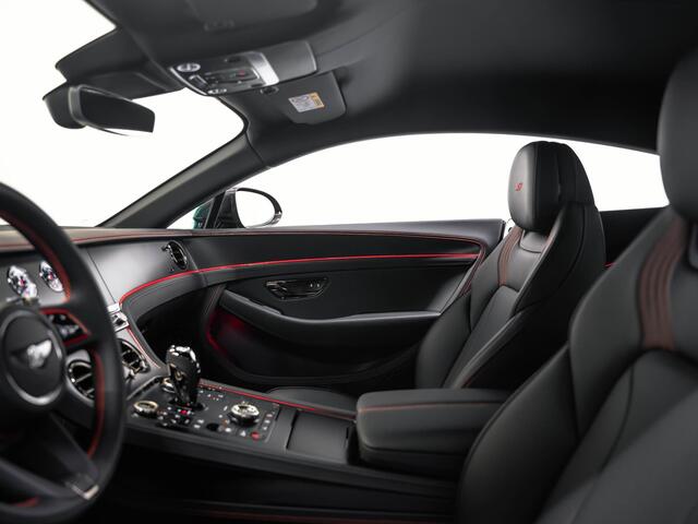 Bentley CONTINENTAL GT S 4.0 V8 Hybrid - Carbon Styling Edition PILLAR BOX RED|ROTATING|B&O|AKRAPOVIC
