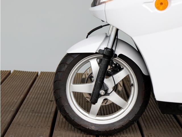 Carver Cargo 5.4 kWh | 100% Elektrisch | 45 km/u | Bluetooth audio | Verwarming