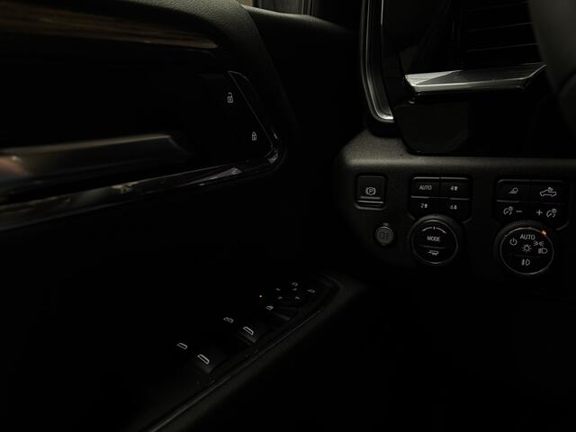 Chevrolet SILVERADO Z71 Trailboss widebody LPG, Bedcover in kleur, 360 graden camera