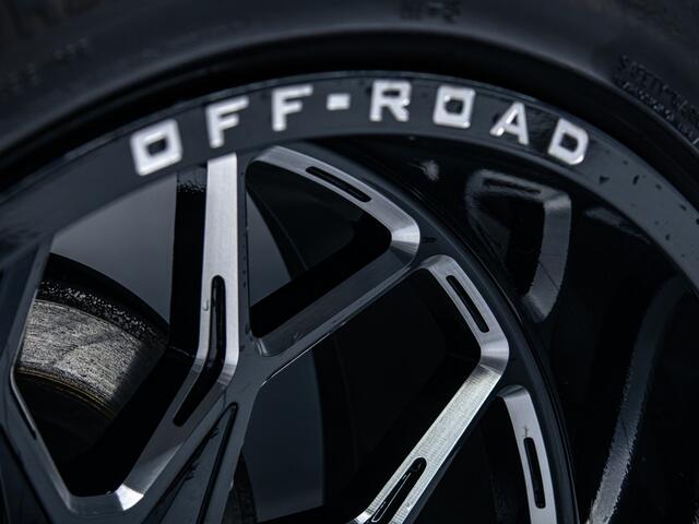 Chevrolet SILVERADO High Country 3.0L Duramax | 6" Liftkit | Widebody