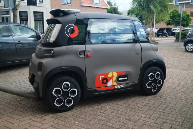 Citroen AMI Brommobiel 'PEPS' onbegrensd 65 km/h !
