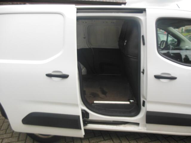 Citroen BERLINGO 1.5 BlueHDI Control Exl. b.t.w. Staat in Hoogeveen