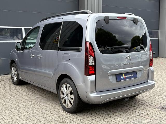 Citroen BERLINGO Multispace 1.2 PureTech Shine | Navi | Carplay | Camera | Cruise & Climate Control | Trekhaak | All Season | Interesse? Bel of App naar: 06 30 51 05 90