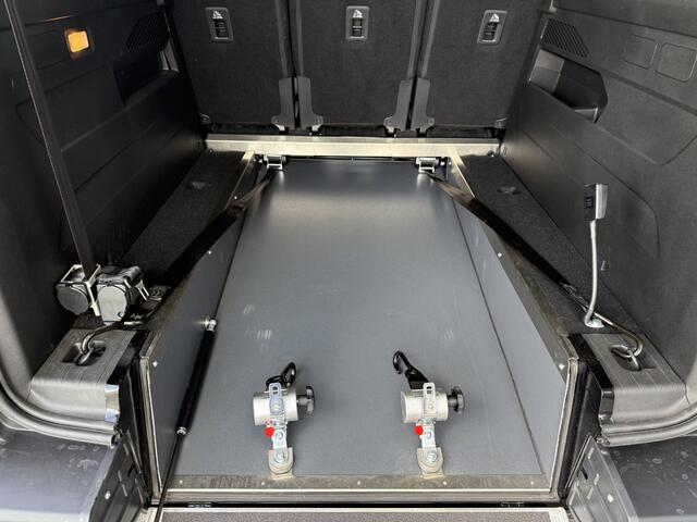 Citroen BERLINGO XL 5+1 Rolstoelauto 1.2 PureTech Shine (Zo goed als nieuwe Berlingo XL 5+1 Rolstoelauto met automaat!)