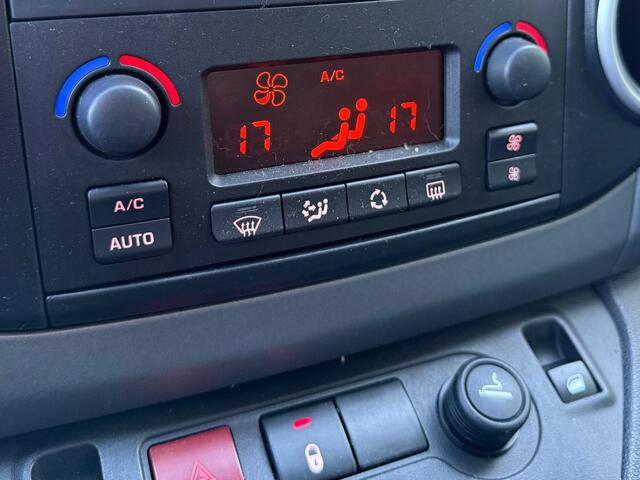 Citroen BERLINGO BWJ 2017 | 1.2PT 111PK XTR | CLIMA | NAVI | STOELVERW. | TREKHAAK | CRUISE | PDC | DONKER GLAS |