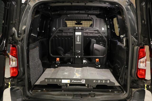 Citroen BERLINGO 1.6 BlueHDI | Rolstoelbus | BPM / BTW Vrij | Marge | Navigatie | CarPlay | Airco | Cruise control | Elek. ramen | Euro 6 | Nieuwe APK | NAP Logisch | NL Auto