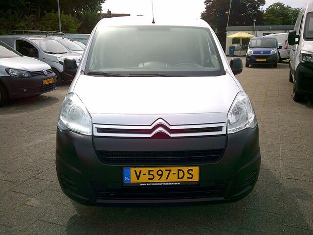 Citroen BERLINGO 1.6 BlueHDI 75 Comfort VOORZIEN VAN TREKHAAK+IJSKOUDE AIRCO !!