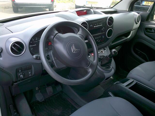 Citroen BERLINGO 1.6 BlueHDI 75 Comfort VOORZIEN VAN TREKHAAK+IJSKOUDE AIRCO !!