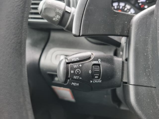 Citroen BERLINGO 1.2 PureTech Club Aut. / NAVI / TREKHAAK / HEAD-UP / CRUISE / PDC