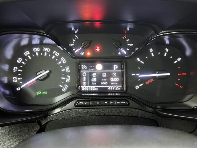 Citroen BERLINGO 130 PK Automaat Feel | Rijklaar | Parkeersensoren | Apple Carplay | Android Auto |