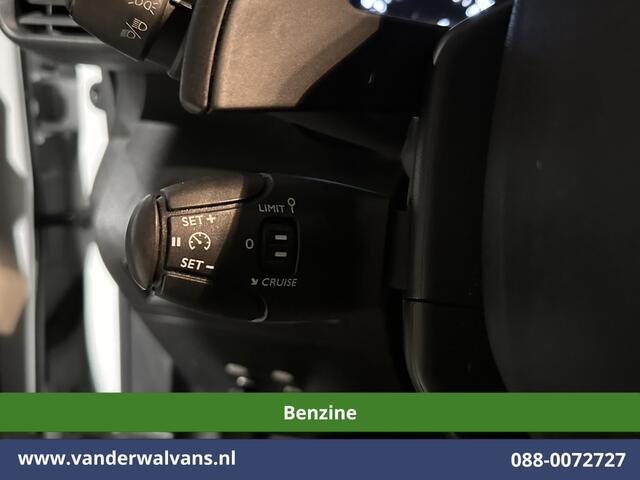 Citroen BERLINGO 1.2 PureTech **Benzine** 130pk Automaat L1H1 Euro6 Airco | 3-Zits | Camera | Navigatie | Apple Carplay Android Auto, Cruisecontrol, Parkeersensoren, Bijrijdersbank
