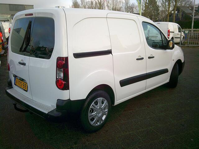 Citroen BERLINGO 1.6 BlueHDI 100 Club S&S VOORZIEN VAN AIRCO+CRUISE ! EURO6 BTW VRIJ