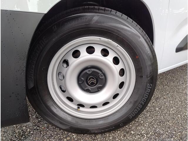 Citroen BERLINGO ë-Berlingo L1 50 kWh 136pk | 8 jaar garantie | 0% financial lease | Apple Carplay | Android Auto | Multimedia | Achteruitrijcamera | Parkeersensoren achter | Digital cockpit | Stuurwielbediening | Bestuurdersstoel comfort | Armsteun | van van ¤29.625 voor