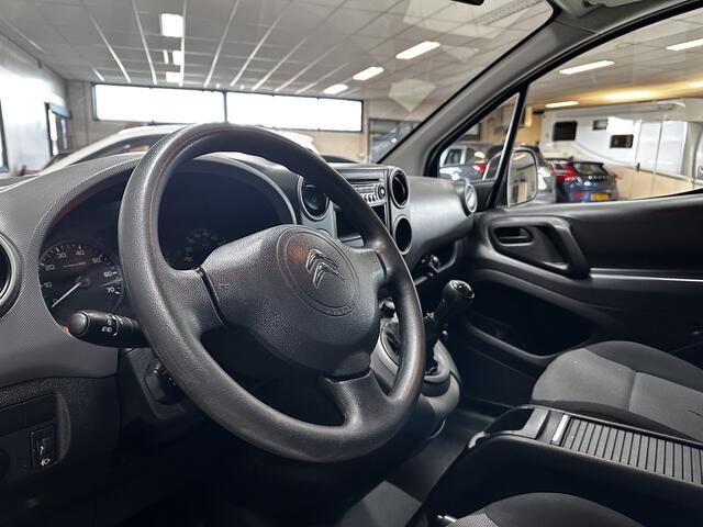 Citroen BERLINGO 1.6 BlueHDI 75 Comfort/ Trekhaak/ Dakdragers/ Zij-Schuifdeur rechts/ Cruise/ Elek. pakket/ C.V./ Radio-CD/ Getint glas/ Armsteun.