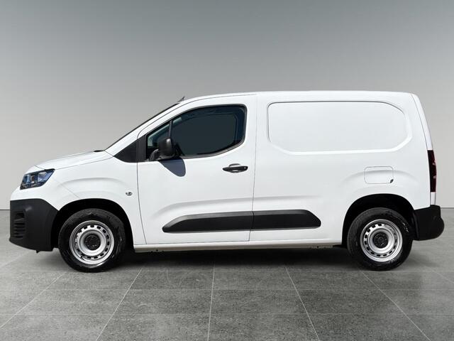 Citroen BERLINGO L1 1.5 BlueHDi 100pk | BPM vrij | Achterdeuren met ramen | Raam in tussenschot | Airco | Cruise control | Bluetooth Radio | Multimedia | Houten vloer in laadruimte | voor ¤21.995 ex. BTW rijklaar