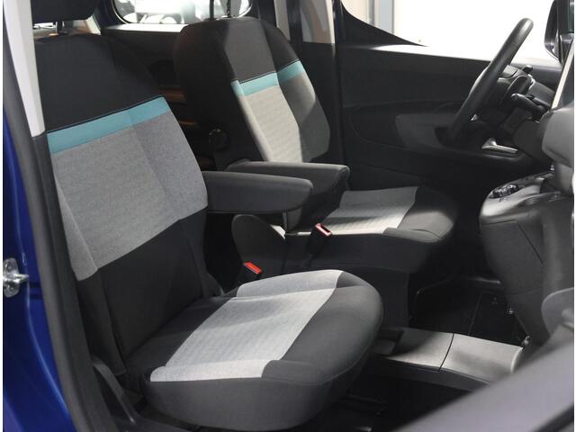 Citroen BERLINGO 1.2 130PK Feel | 1ste Eigenaar | AUTOMAAT | AppleCarPlay/AndroidAuto | Navigatie | 5 Persoons! | Camera | Cruise Control | Airco | Parkeersensoren | Armsteunen | Isofix |
