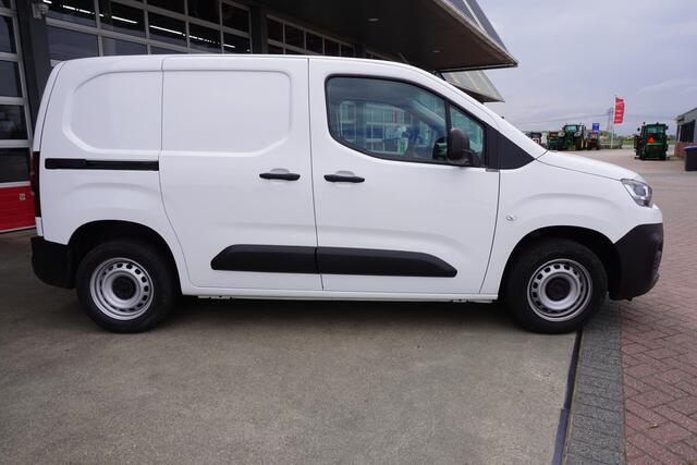 Citroen BERLINGO BlueHDi 100PK Club S&S L1 nr. V064 | Airco | Cruise | Apple Carplay-Android auto
