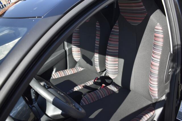 Citroen C1 1.0 VTi Shine, carplay, camera, clima