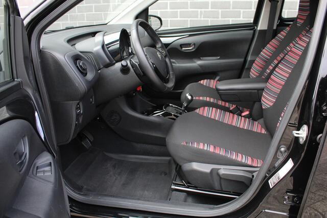 Citroen C1 1.0 VTi Shine / Carplay / Automaat / N.A.P.