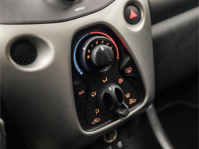 Citroen C1 1.0 e-VTi Sport (AIRCO, BLUETOOTH, CRUISE, SPORTSTOELEN, GETINT GLAS, NIEUWE APK, NIEUWSTAAT)